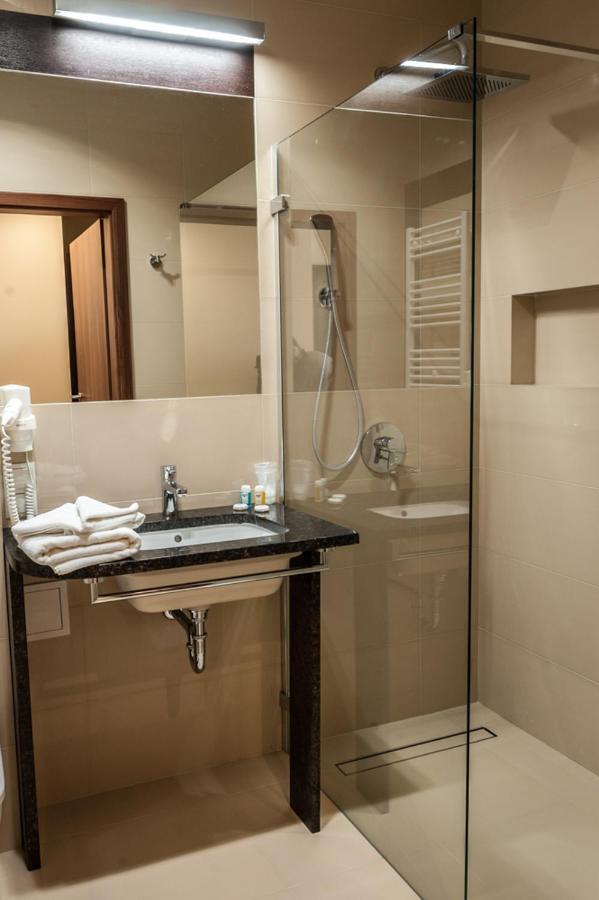 Hotel Lazur Spa & Conference Kaliszki Εξωτερικό φωτογραφία